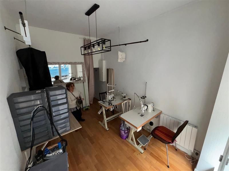Location local commercial 15 m² non divisibles