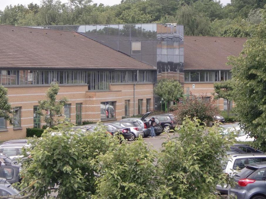 Vente bureaux 186 m² non divisibles