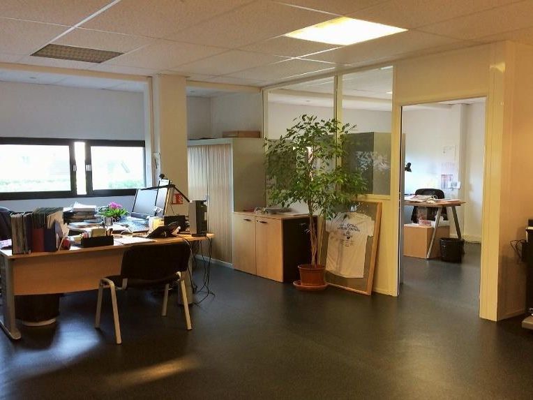 Location bureaux 66 m² non divisibles