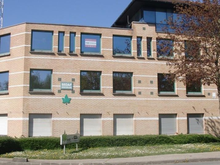 Vente bureaux 196 m² non divisibles