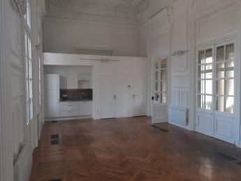 Location bureaux 60 m² non divisibles