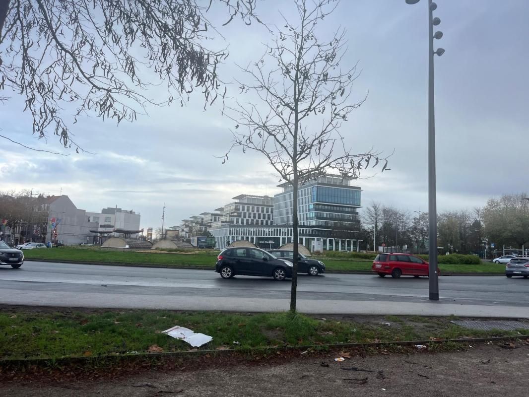 Location bureaux 124 m² non divisibles