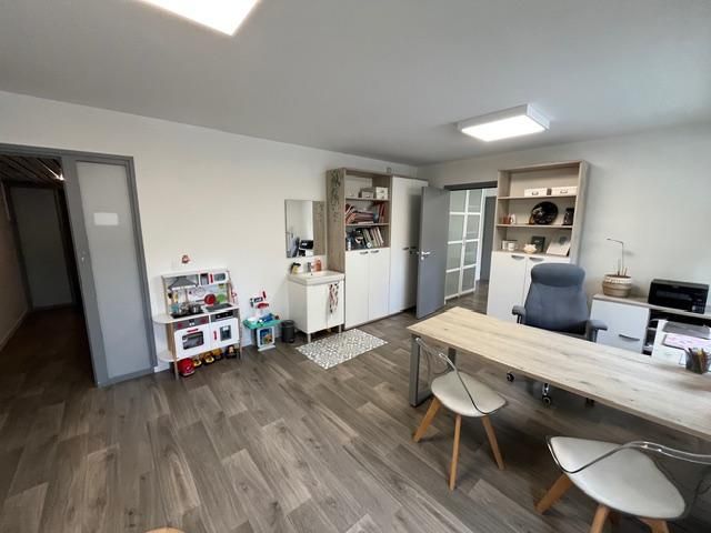 Location bureaux 194 m² divisibles à partir de 12 m²