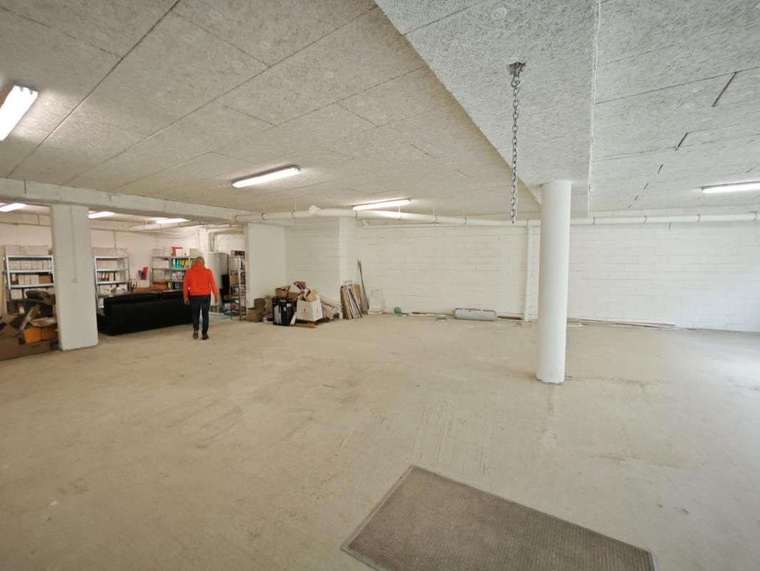 Vente local commercial 315 m² non divisibles