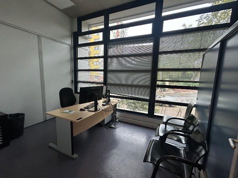 Location bureaux 960 m² non divisibles