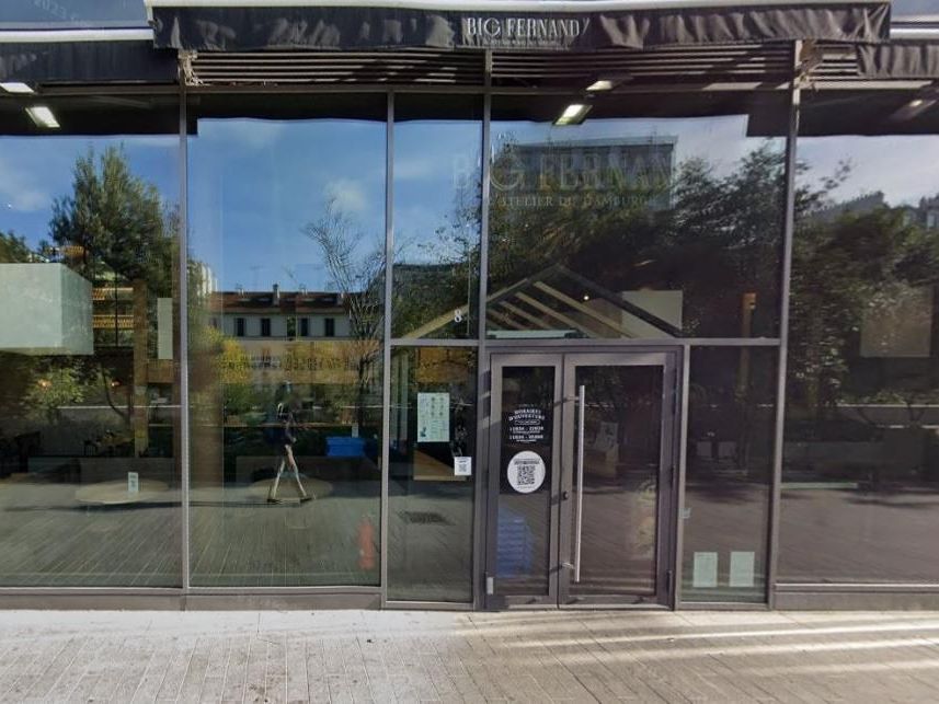 Vente entrepôts 244 m² non divisibles