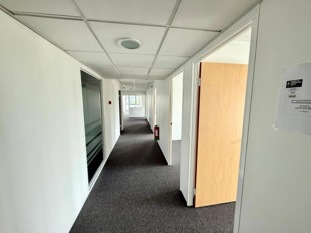 Location bureaux 348 m² non divisibles