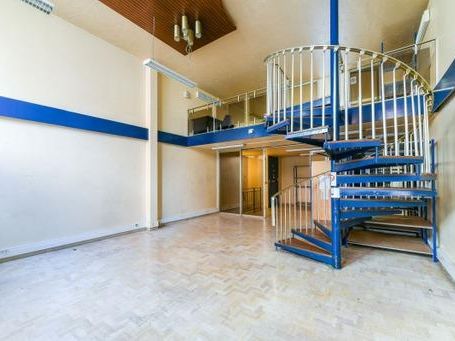 Vente local commercial 180 m² non divisibles