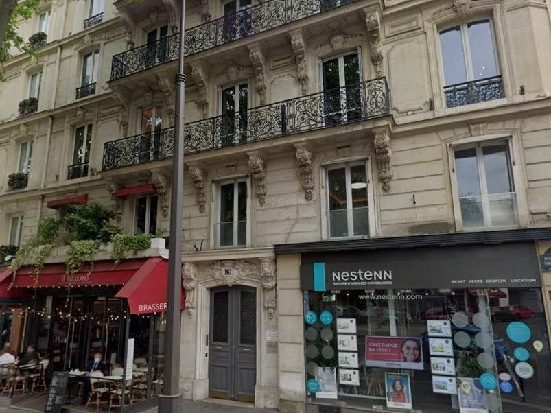 Location bureaux 144 m² non divisibles