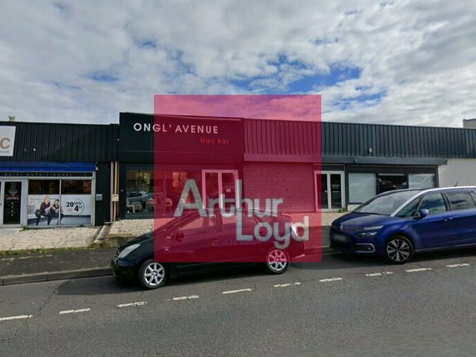 Location local commercial 142 m² non divisibles
