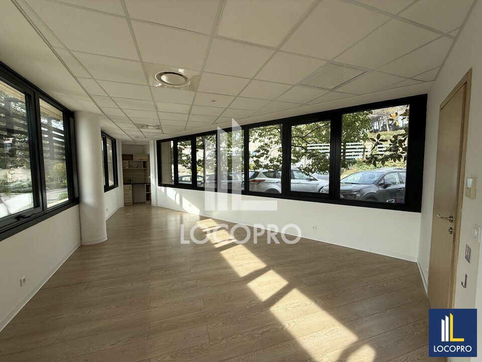 A LOUER - SURFACE DE BUREAUX 92,53 M2 - SOPHIA ANTIPOLIS