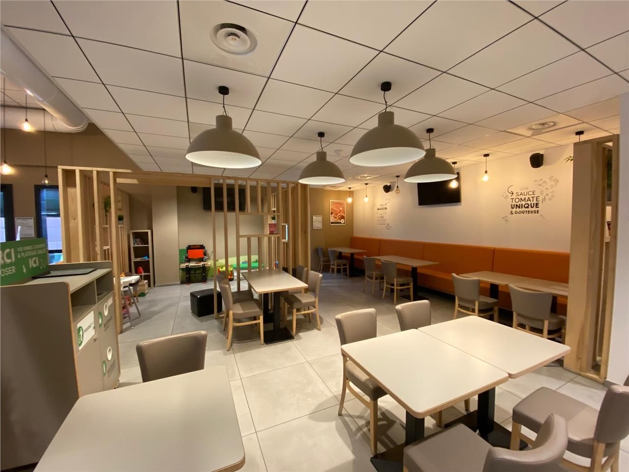 345 m² dispo à Le pian-médoc