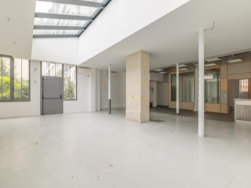 Location bureaux 238 m² non divisibles