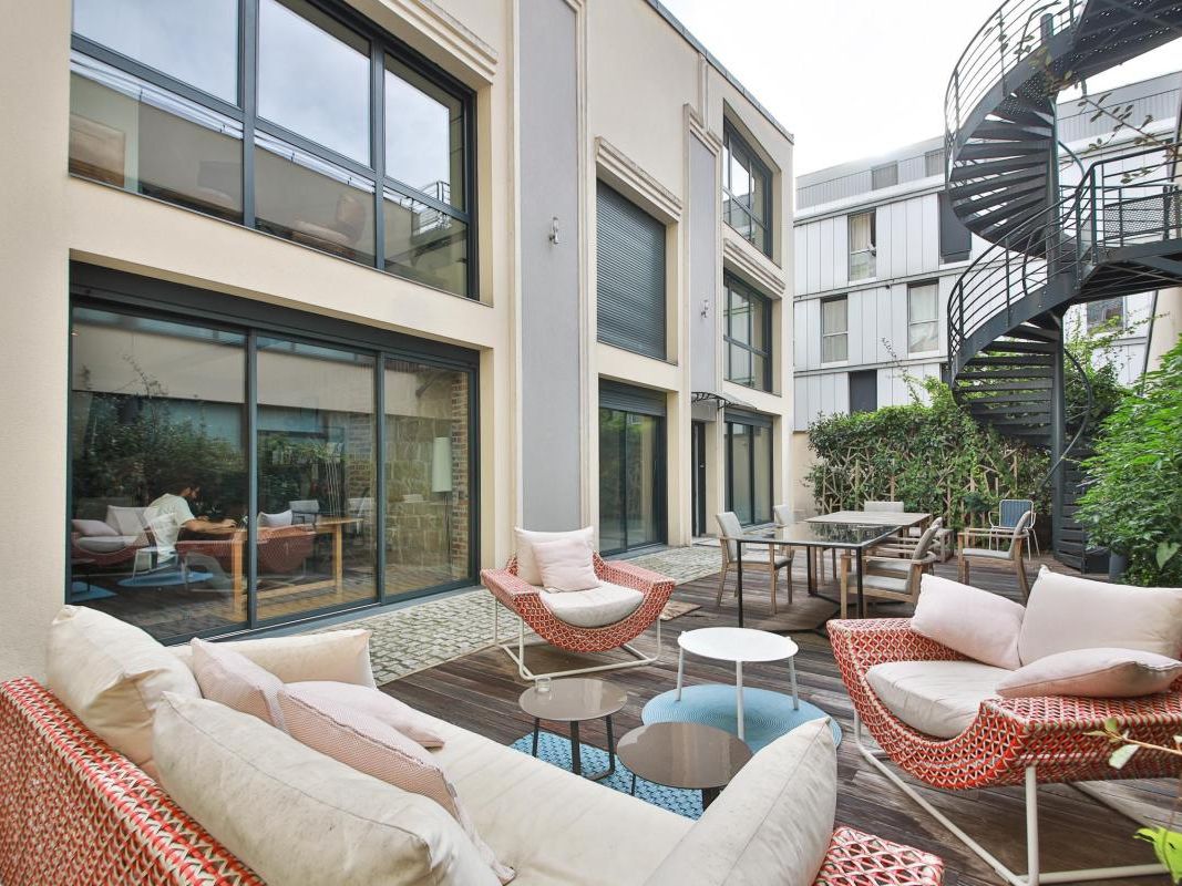 Location bureaux 374 m² non divisibles