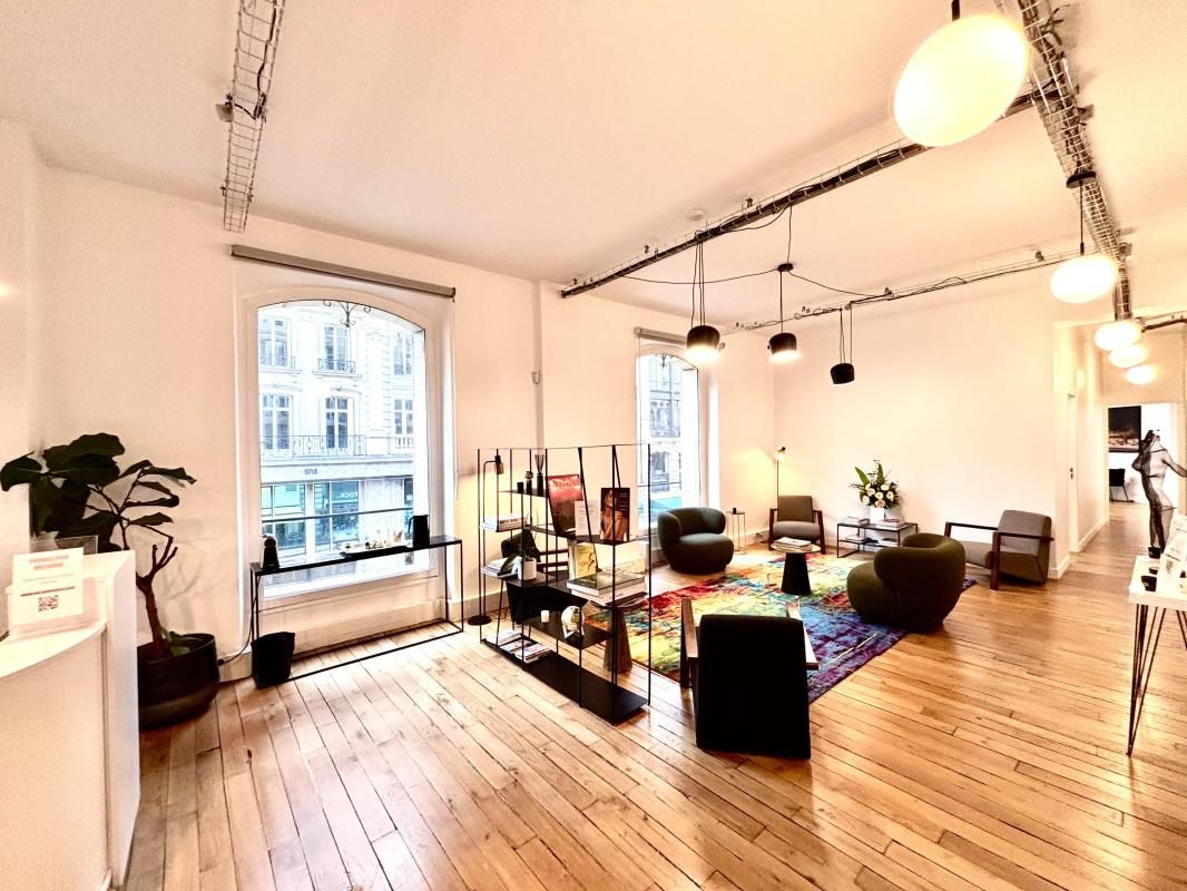 Location bureaux 150 m² non divisibles