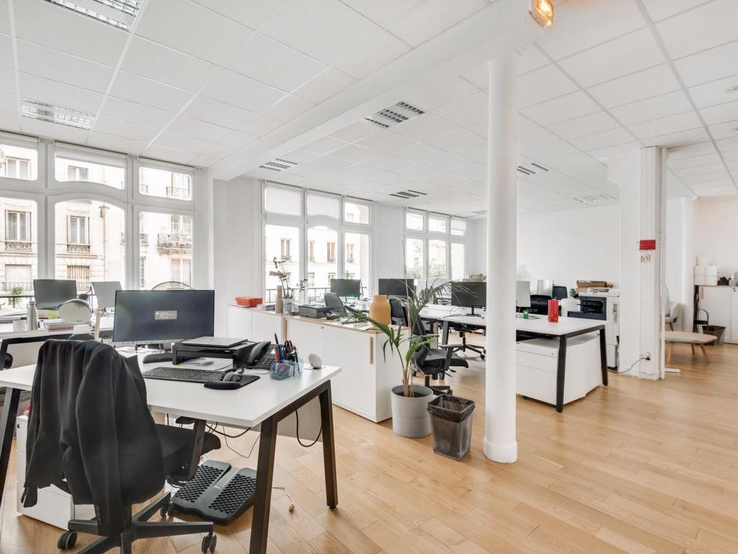 Location bureaux 114 m² non divisibles