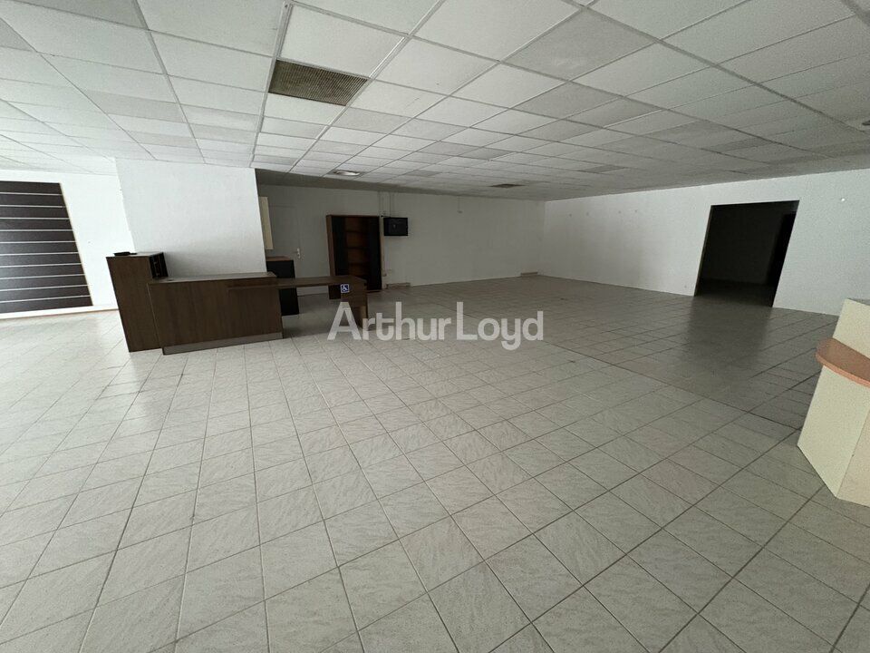 Local Commercial 189 m2