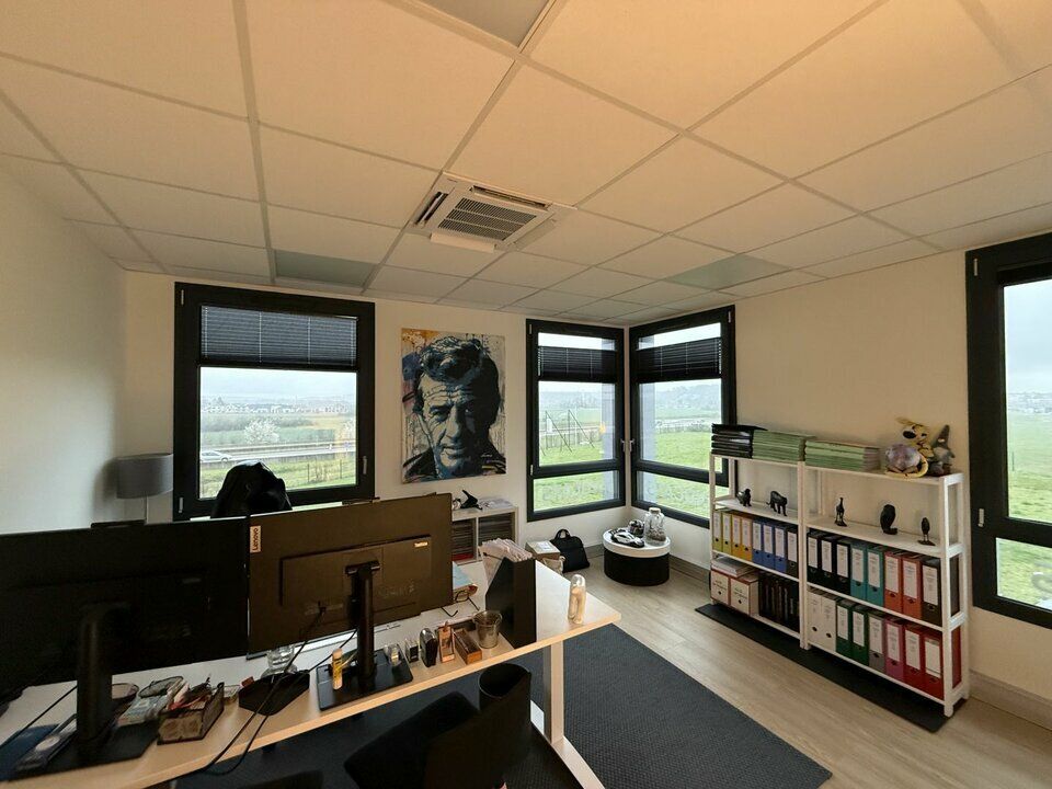 LOCATION - BUREAUX - 135 m²