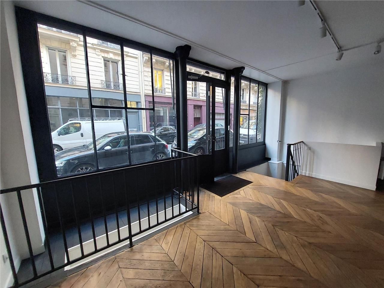 Location boutique 103 m² à Paris