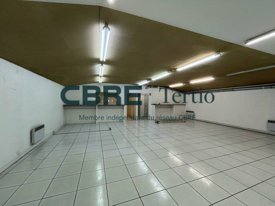 LOCAL COMMERCIAL 196M² A VENDRE SUR AXE PASSANT / QUARTIER STRASBOURG - FEBVOTTE PROCHE 2 LIONS