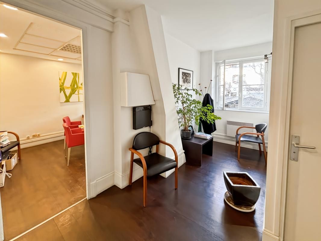 Location bureaux 58 m² non divisibles