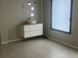 Location bureaux 64 m² à SAINT-PIERRE-DES-CORPS