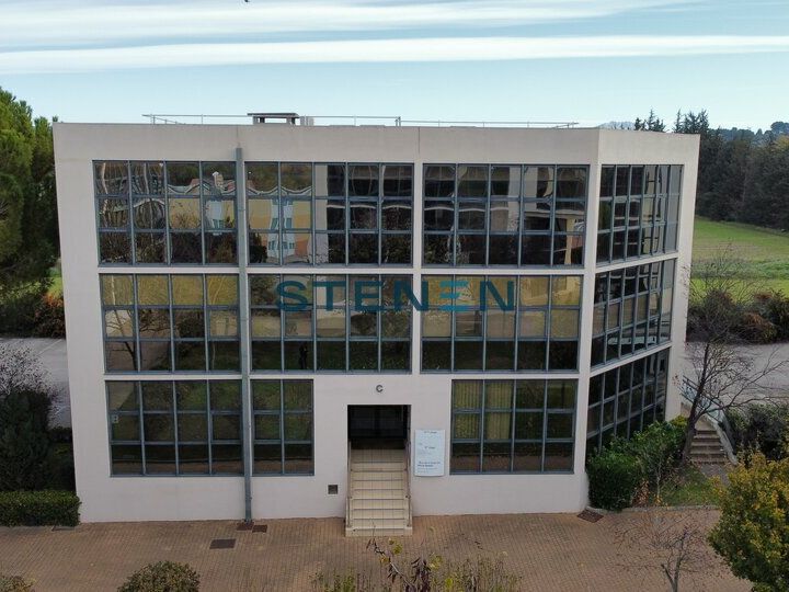 Vente bureaux 164.28 m² non divisibles