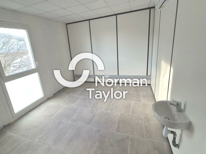 Location bureaux 127 m² non divisibles