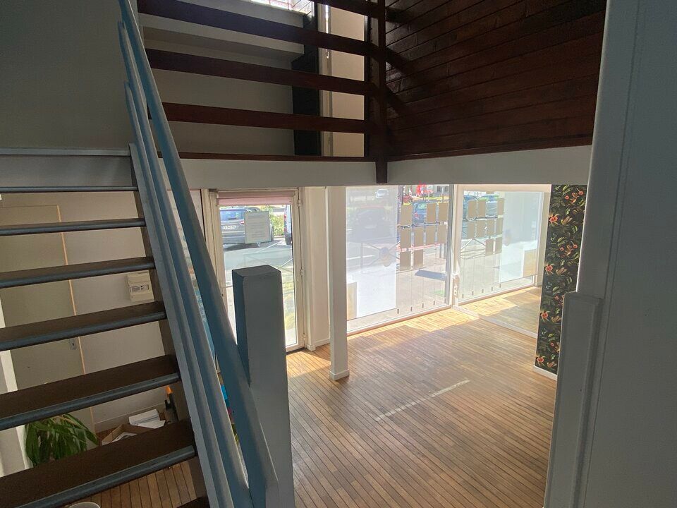 60 m² pour ce bureaux en location à Caen