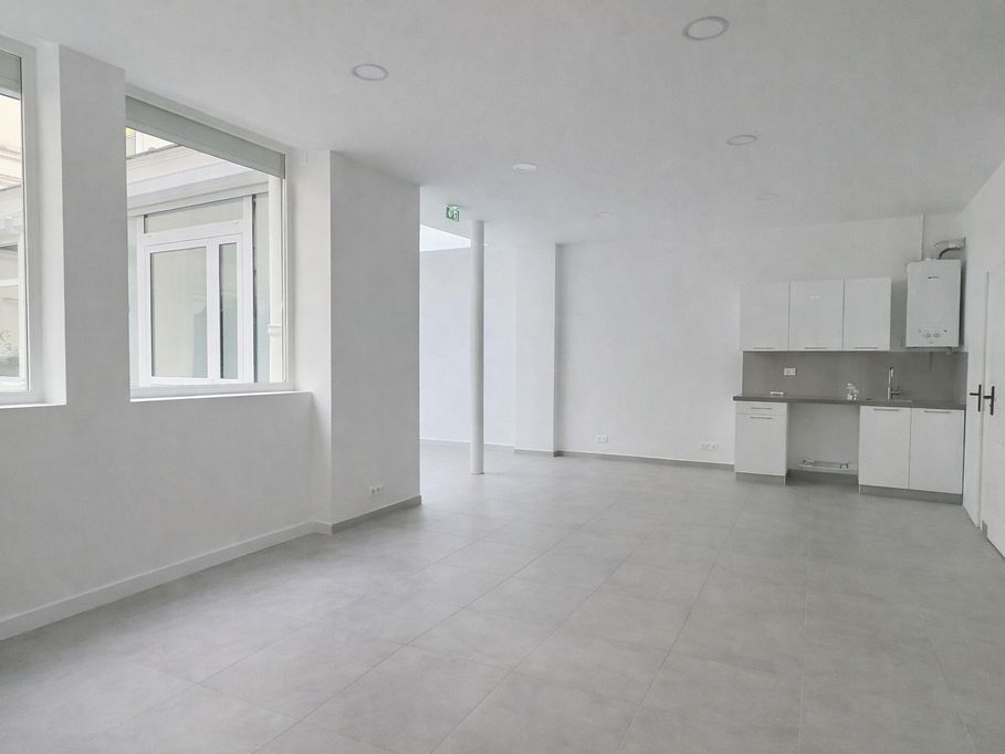 Location bureaux 203 m² non divisibles