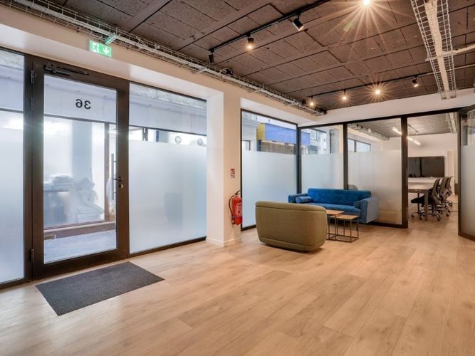 Location bureaux 398 m² divisibles à partir de 106 m²