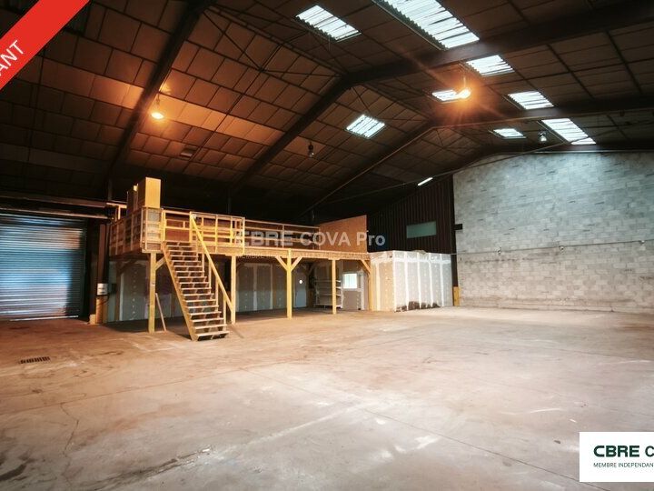 Location local d''activites 760 m² non divisibles