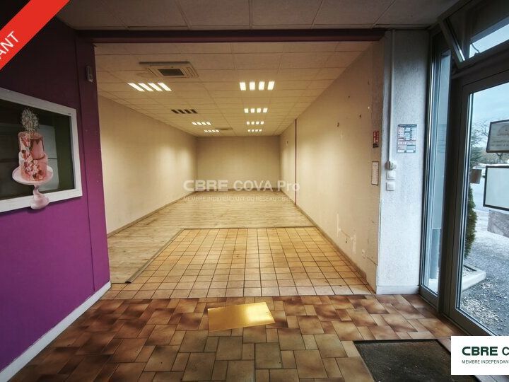 Local d'activité à forte visibilité