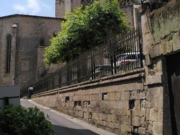 Vente fonds de commerce 100 m² à CONDOM