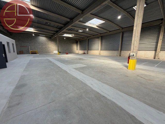Location local 1050 m² à BLAGNAC