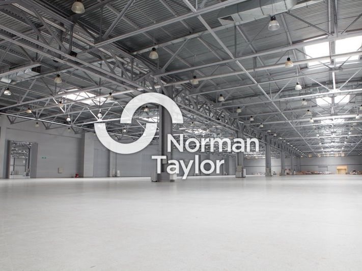 Location local d''activites 4000 m² non divisibles