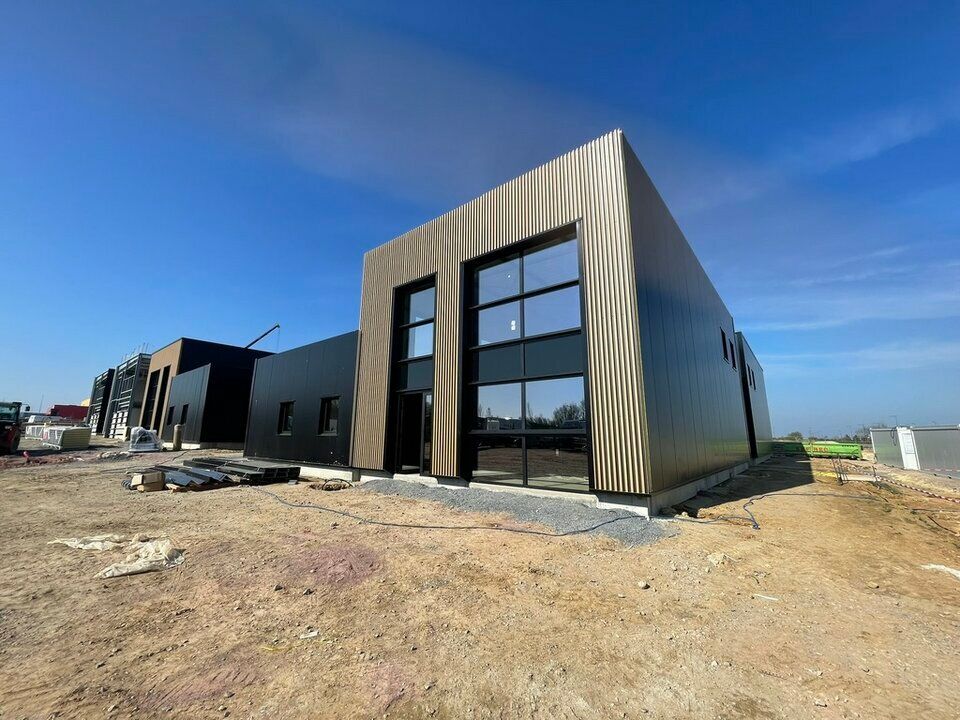 Location local d''activites 515 m² non divisibles