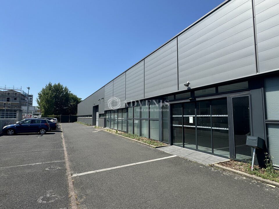 Immeuble indépendant à usage d'activités et de showroom à vendre - Quartier de la Meinau - Strasbourg