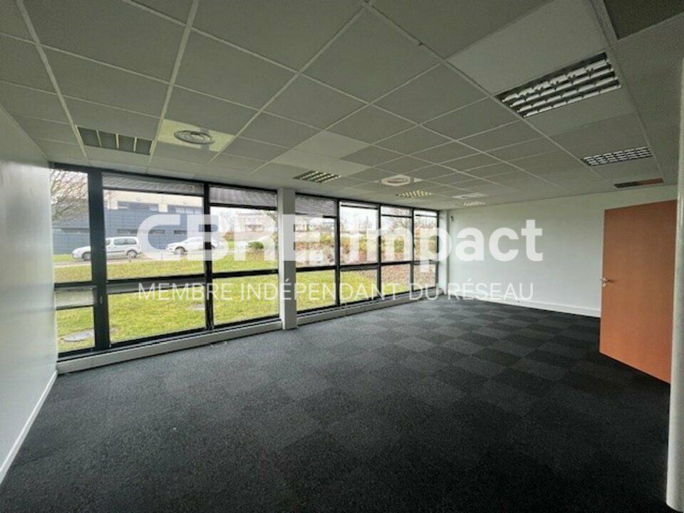 Location bureaux 155 m² non divisibles
