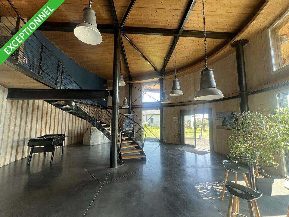 Bâtiment de bureaux indépendant à vendre – Valence Sud, forte visibilité, accès LACRA, disponible immédiatement.