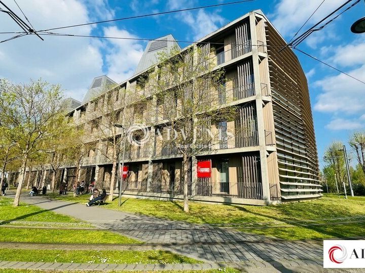 Location bureaux 3251 m² divisibles à partir de 311 m²