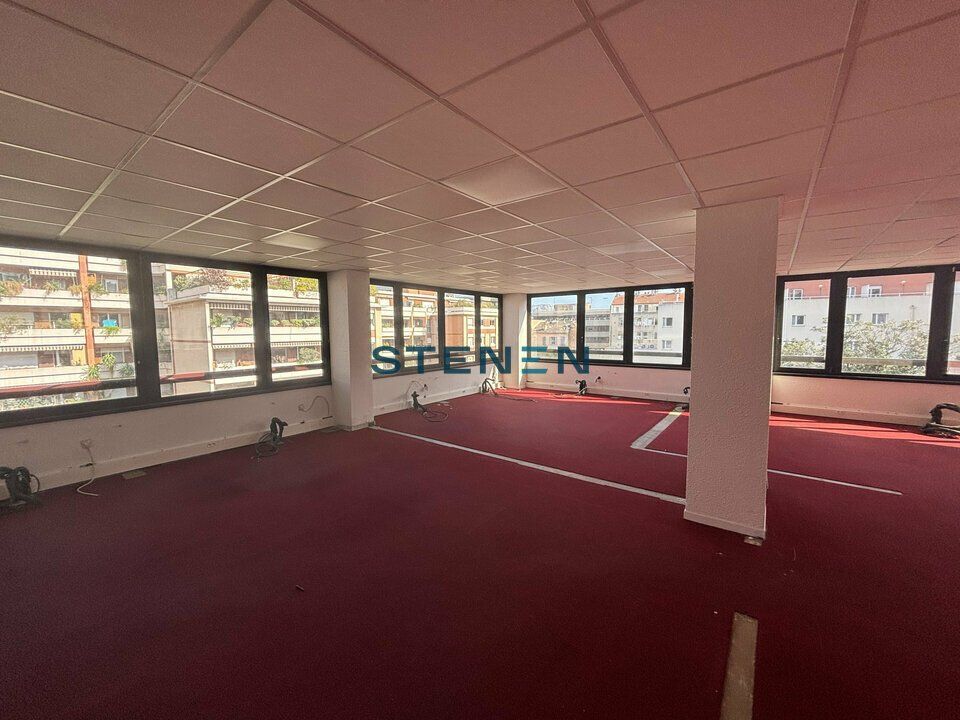 A LOUER BUREAUX 190M MARSEILLE 13008