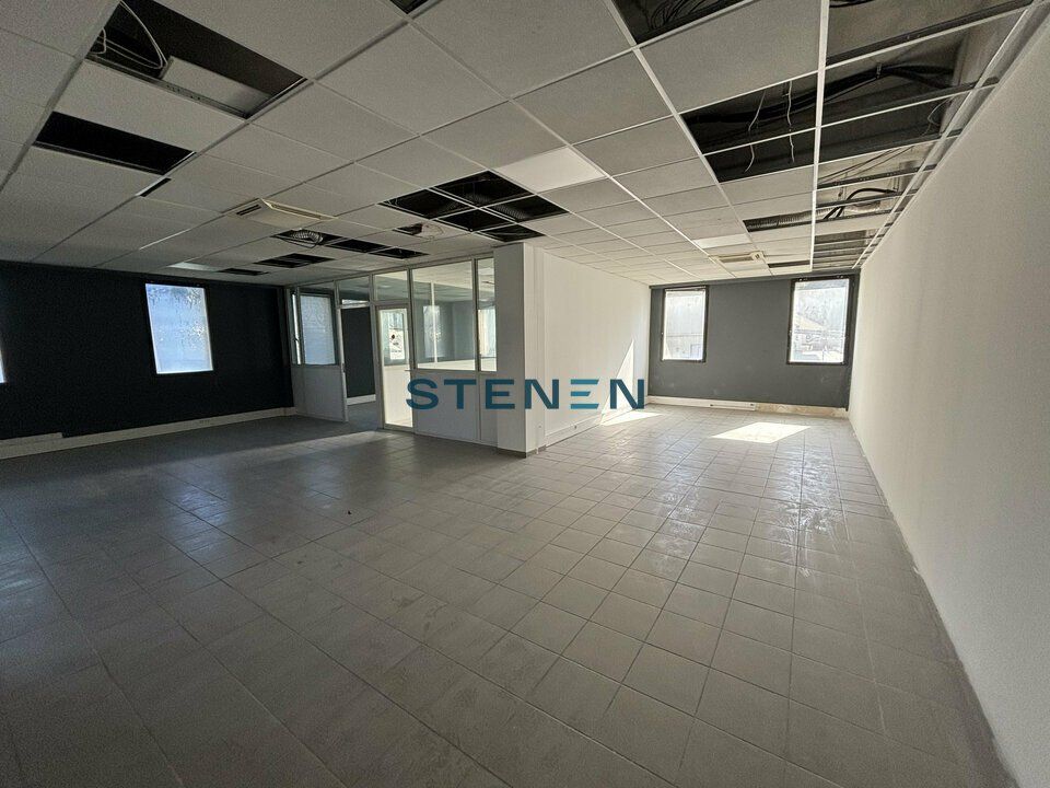 A LOUER BUREAUX 260M AUBAGNE 