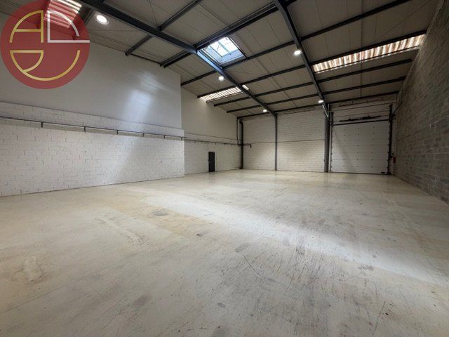 Location local 915 m² à TOULOUSE