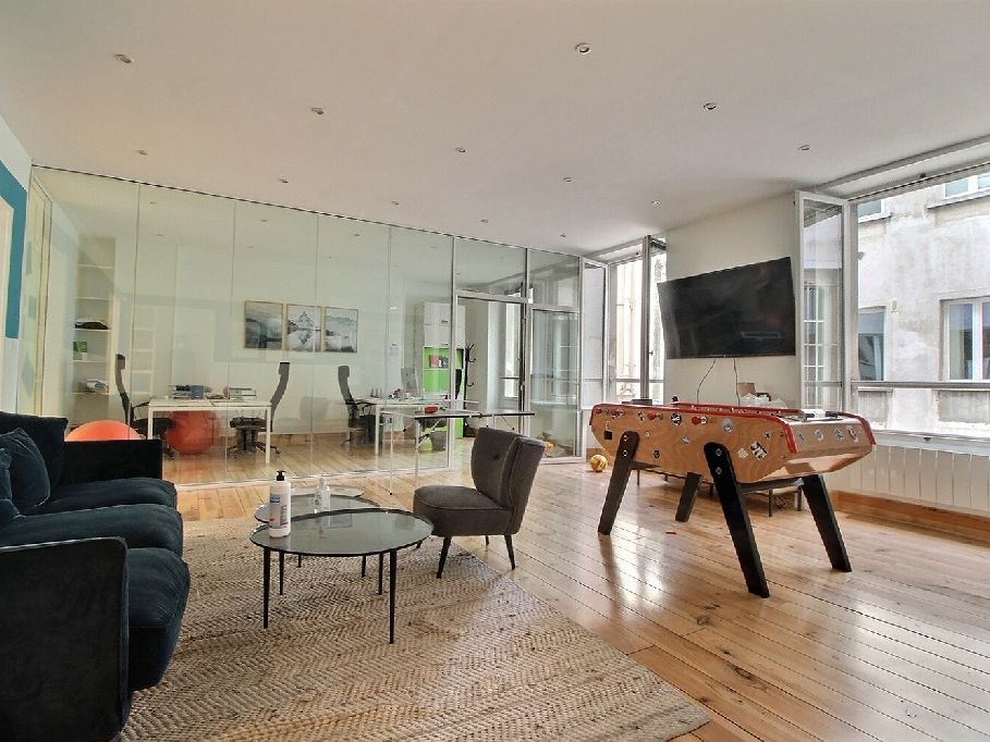 Location bureaux 179 m² non divisibles