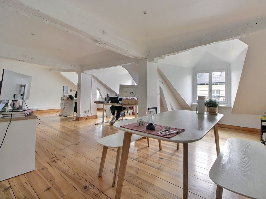 Location bureaux 128 m² non divisibles