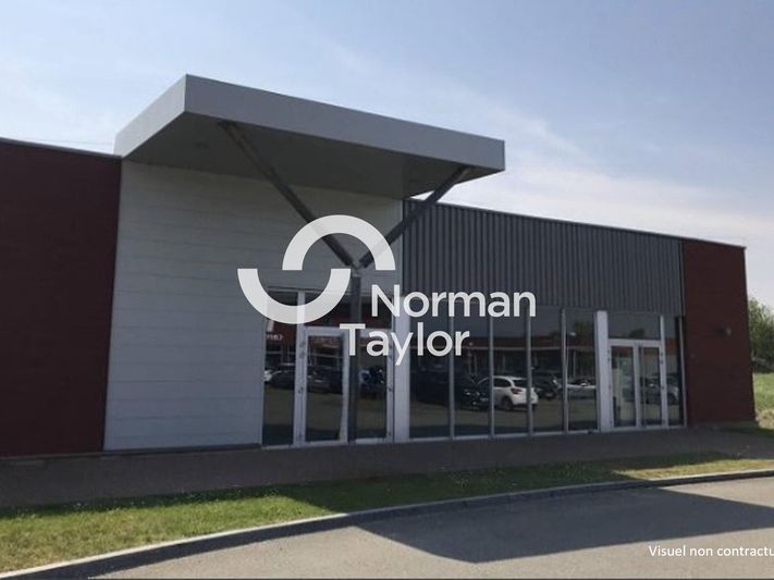 Location local commercial 722.79 m² non divisibles