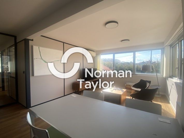 Vente bureaux 120 m² non divisibles