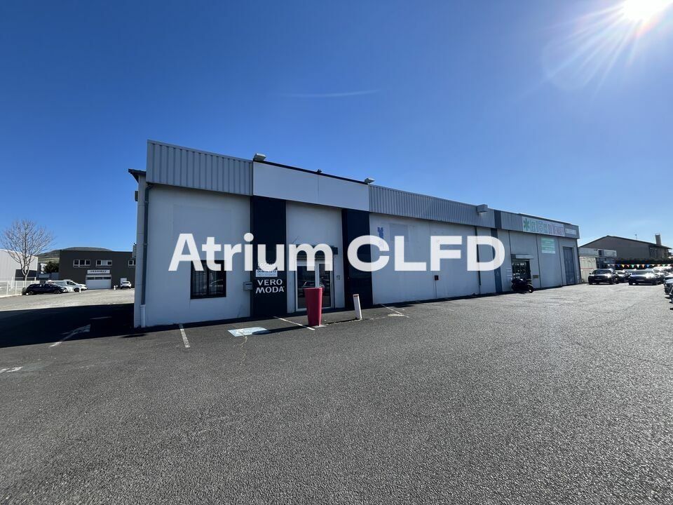 Location local commercial 335 m² non divisibles