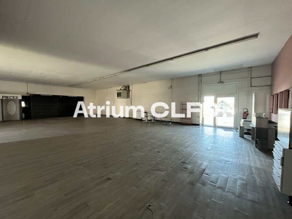 LOCAL COMMERCIAL À LOUER - 335 M² - COURNON D'AUVERGNE